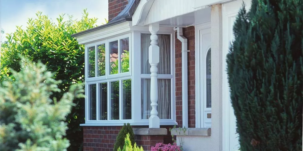 White Bay Windows