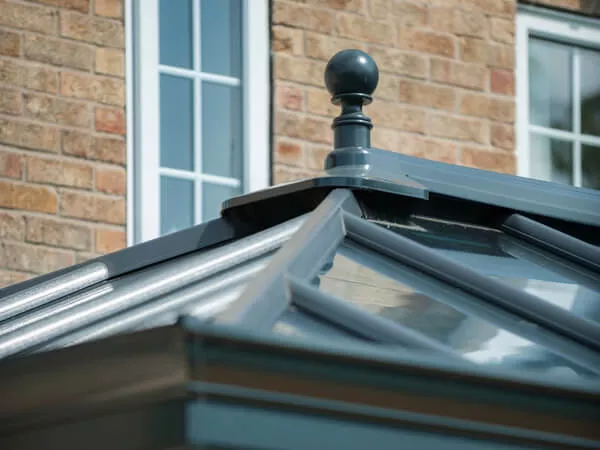 Living Space Crestings & Finials